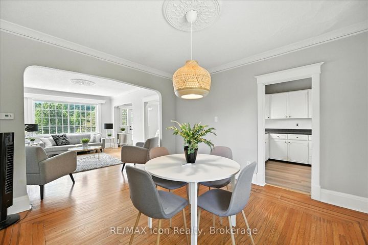 Photo 27 at 1047 Main Street E, Crown Point, Hamilton