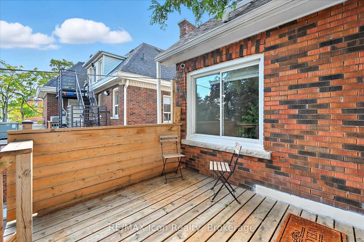 Photo 34 at 1047 Main Street E, Crown Point, Hamilton