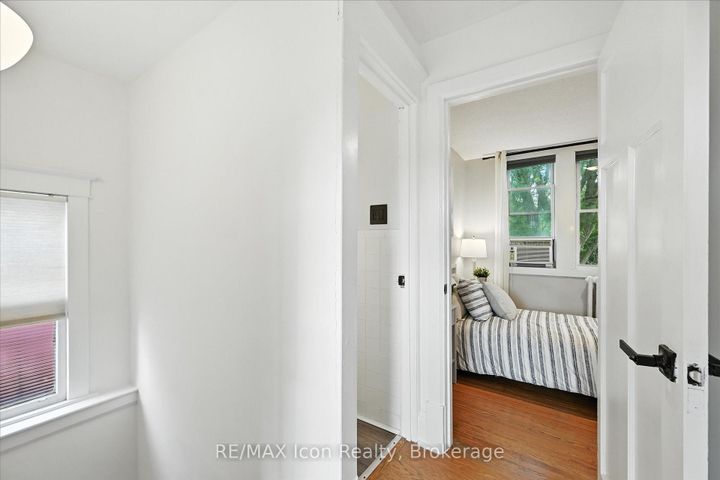 Photo 36 at 1047 Main Street E, Crown Point, Hamilton