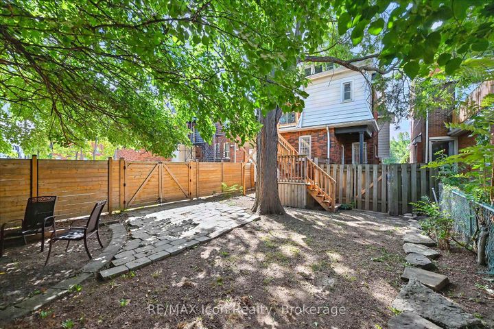 Photo 45 at 1047 Main Street E, Crown Point, Hamilton