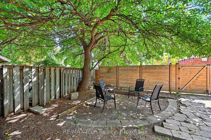 Photo 46 at 1047 Main Street E, Crown Point, Hamilton