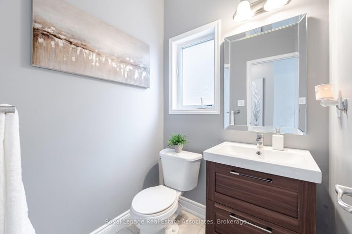 Photo 19 at 39 Wildflower Lane, Georgetown, Halton Hills