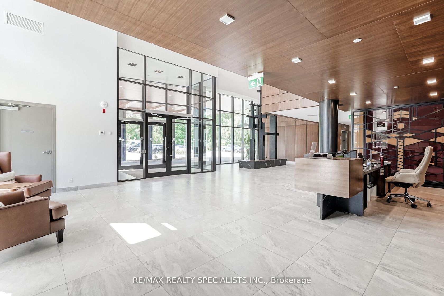 258 - 1575 Lakeshore Road W, Clarkson, Mississauga 