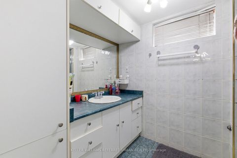 Photo 15 at 36 Hucknall Road, York University Heights, Toronto