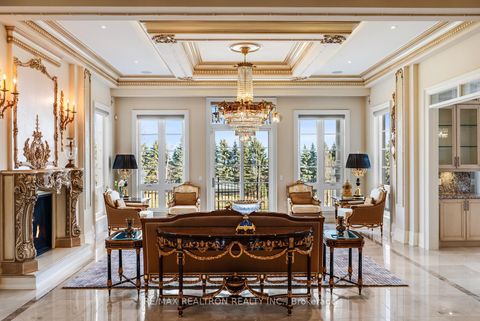 Photo 8 at 45 Kensington Drive, Rural Richmond Hill, Richmond Hill