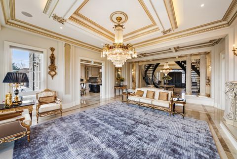 Photo 9 at 45 Kensington Drive, Rural Richmond Hill, Richmond Hill