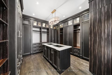 Photo 33 at 45 Kensington Drive, Rural Richmond Hill, Richmond Hill