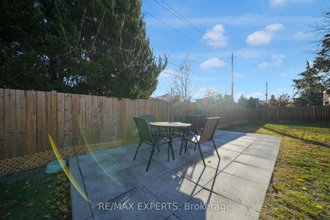 Photo 4 at 4 Larchmere Avenue, Humber Summit, Toronto