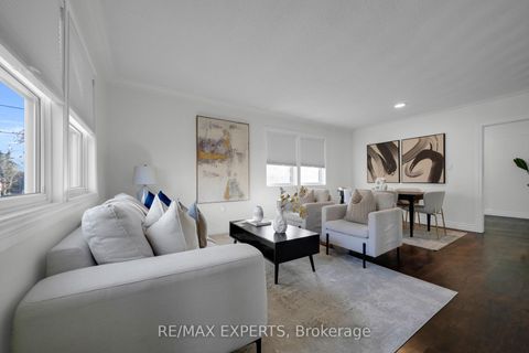 Photo 10 at 4 Larchmere Avenue, Humber Summit, Toronto