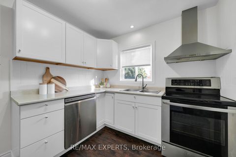 Photo 19 at 4 Larchmere Avenue, Humber Summit, Toronto