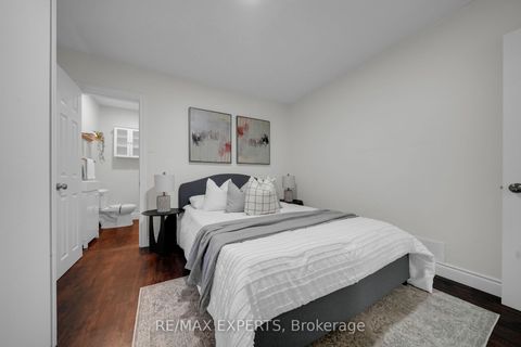 Photo 25 at 4 Larchmere Avenue, Humber Summit, Toronto
