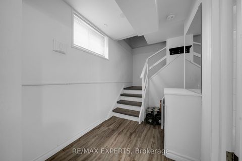 Photo 32 at 4 Larchmere Avenue, Humber Summit, Toronto