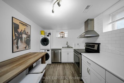 Photo 38 at 4 Larchmere Avenue, Humber Summit, Toronto