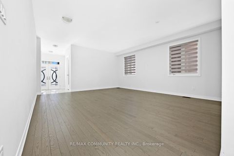 Photo 3 at 57 Bud Leggett Crescent, Keswick South, Georgina