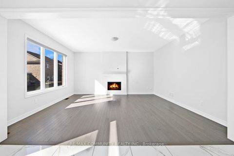 Photo 4 at 57 Bud Leggett Crescent, Keswick South, Georgina