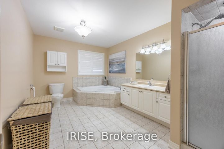 Photo 21 at 855 Knotty Pine Grove, Meadowvale Village, Mississauga