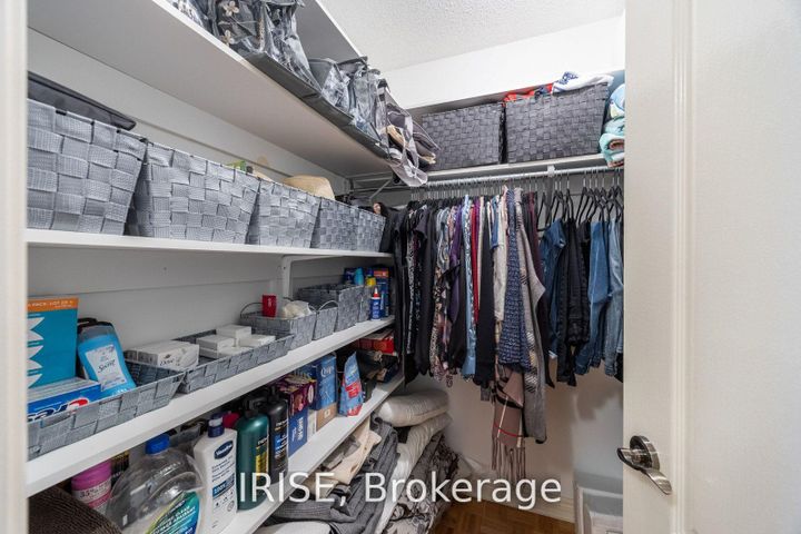 Photo 22 at 855 Knotty Pine Grove, Meadowvale Village, Mississauga