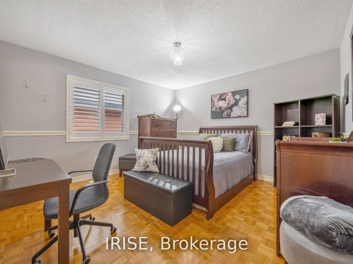 Photo 26 at 855 Knotty Pine Grove, Meadowvale Village, Mississauga