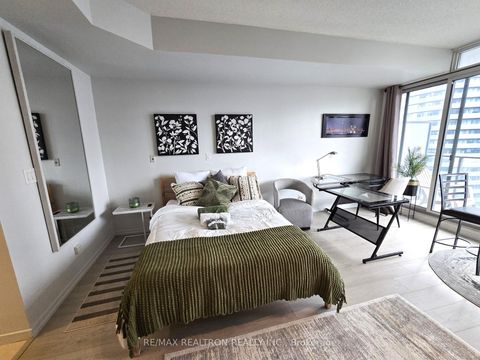 Photo 1 at 3903 - 65 Bremner Boulevard, Waterfront Communities C1, Toronto