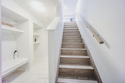 Photo 5 at 10 Stocks Lane, Rural Aurora, Aurora