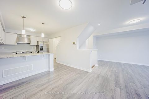 Photo 11 at 10 Stocks Lane, Rural Aurora, Aurora