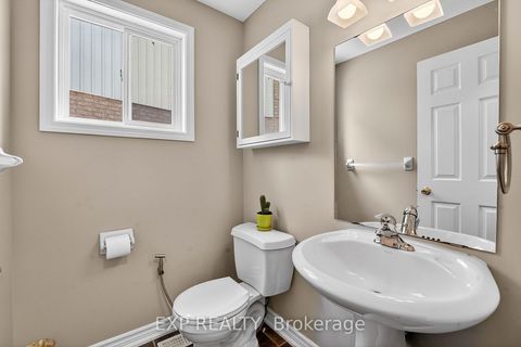 Photo 8 at 1230 Macinally Court, Pinecrest, Oshawa