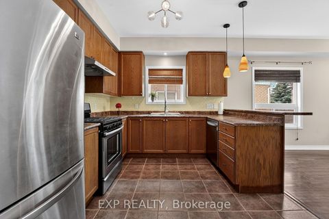 Photo 9 at 1230 Macinally Court, Pinecrest, Oshawa