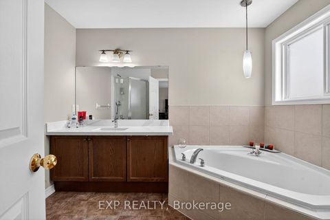 Photo 23 at 1230 Macinally Court, Pinecrest, Oshawa