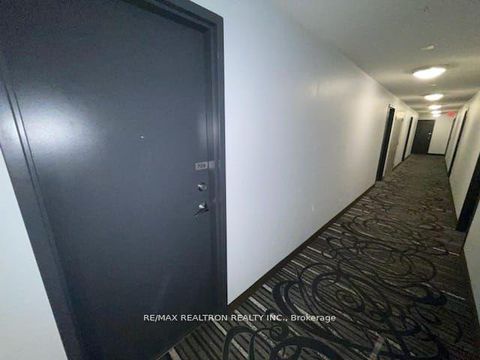 Photo 10 at 709 - 225 Wellesley Street E, South St. James Town, Toronto