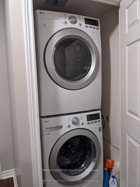 Photo 29 at 709 - 225 Wellesley Street E, South St. James Town, Toronto