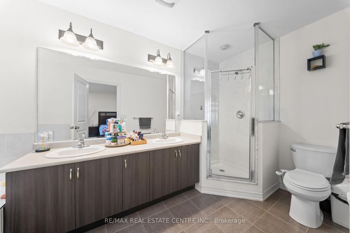 Photo 17 at 74 Ivor Crescent, Northwest Brampton, Brampton