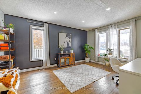 Photo 5 at 61 Barwick Drive, West Bayfield, Barrie