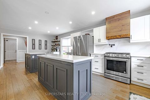 Photo 13 at 61 Barwick Drive, West Bayfield, Barrie