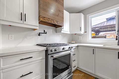 Photo 14 at 61 Barwick Drive, West Bayfield, Barrie