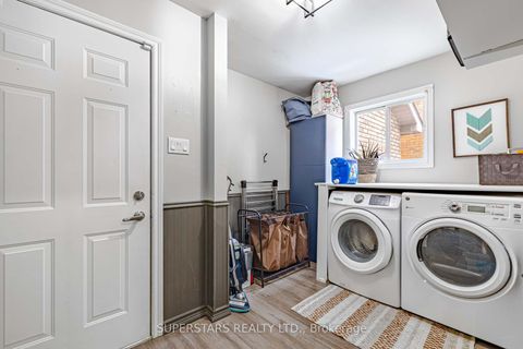 Photo 16 at 61 Barwick Drive, West Bayfield, Barrie