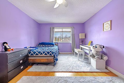 Photo 25 at 61 Barwick Drive, West Bayfield, Barrie