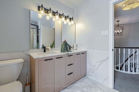 Photo 31 at 61 Barwick Drive, West Bayfield, Barrie