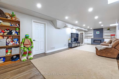 Photo 35 at 61 Barwick Drive, West Bayfield, Barrie