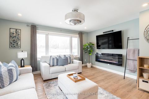 Photo 12 at 115 Bayview Drive, Allandale Heights, Barrie