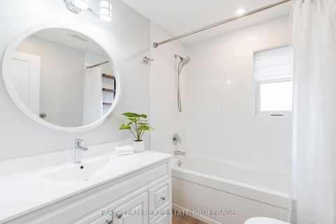 Photo 21 at 115 Bayview Drive, Allandale Heights, Barrie