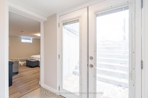 Photo 22 at 115 Bayview Drive, Allandale Heights, Barrie