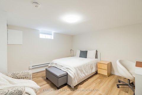 Photo 33 at 115 Bayview Drive, Allandale Heights, Barrie