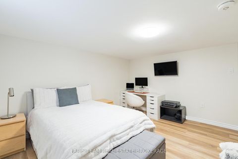 Photo 34 at 115 Bayview Drive, Allandale Heights, Barrie