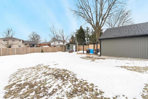 Photo 39 at 115 Bayview Drive, Allandale Heights, Barrie