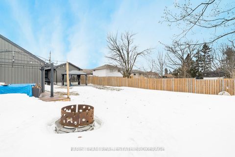 Photo 42 at 115 Bayview Drive, Allandale Heights, Barrie