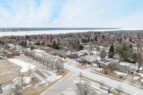 Photo 48 at 115 Bayview Drive, Allandale Heights, Barrie