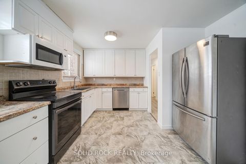 Photo 6 at 708 Jackson Court, Leslie Valley, Newmarket