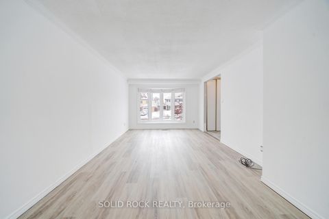 Photo 10 at 708 Jackson Court, Leslie Valley, Newmarket