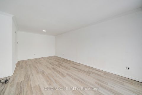 Photo 11 at 708 Jackson Court, Leslie Valley, Newmarket