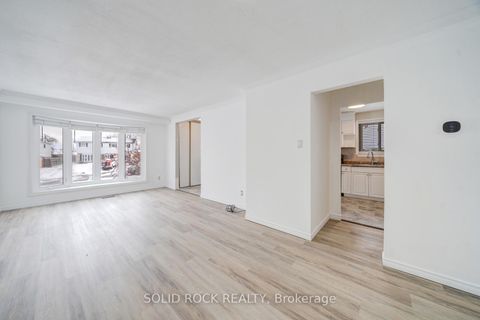 Photo 12 at 708 Jackson Court, Leslie Valley, Newmarket